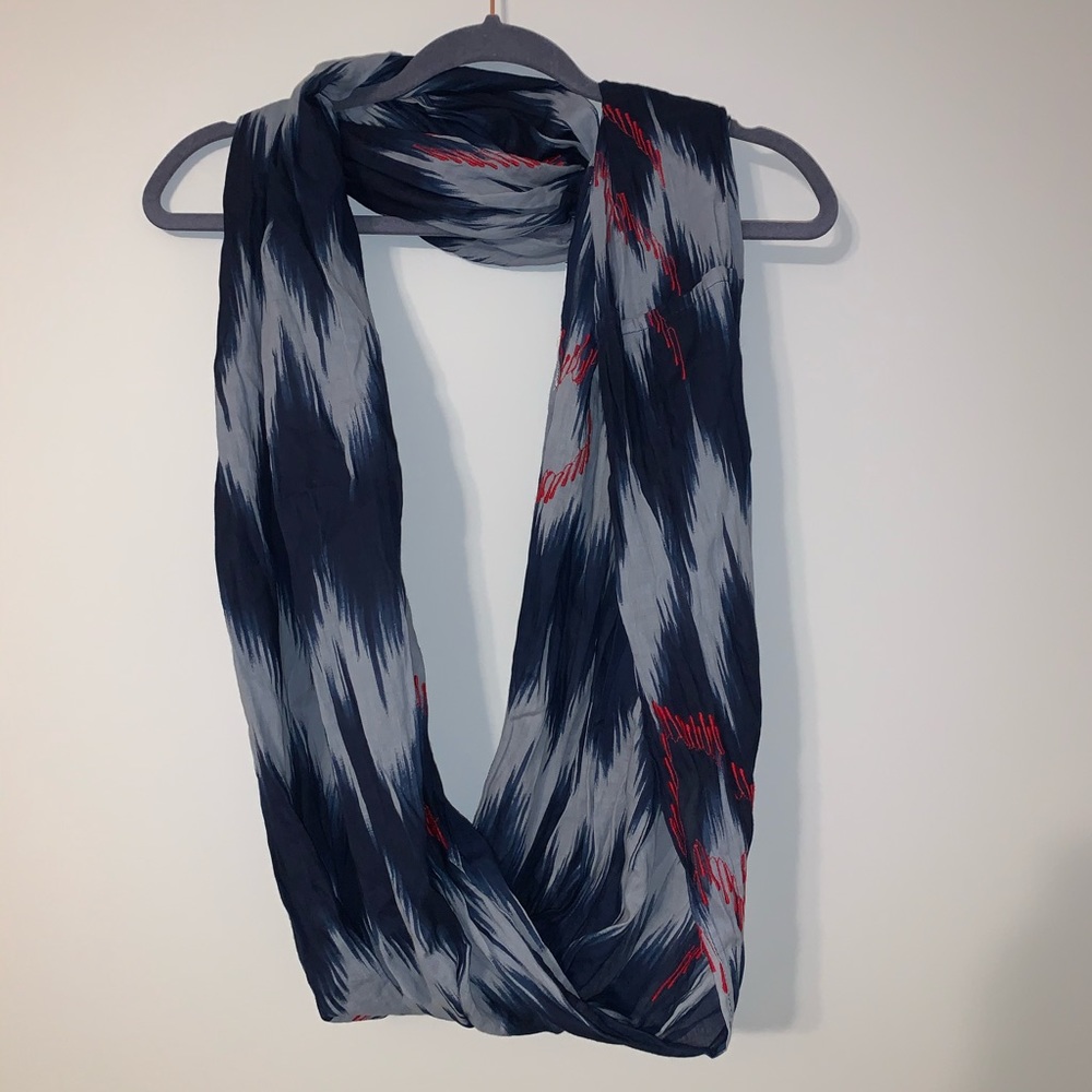 Infinity scarf
